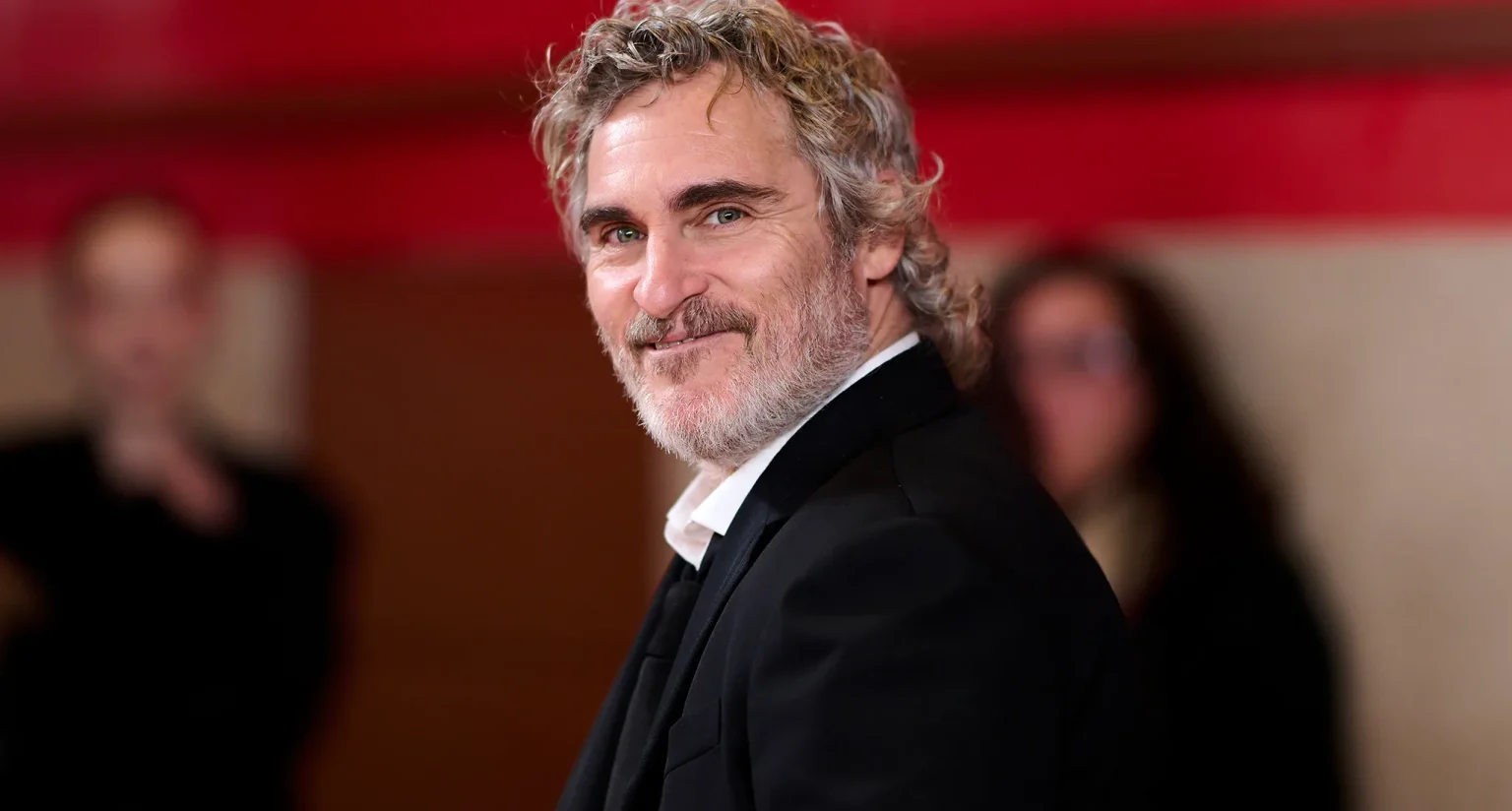 Joaquin Phoenix Height Revealed: Find Out His True Size